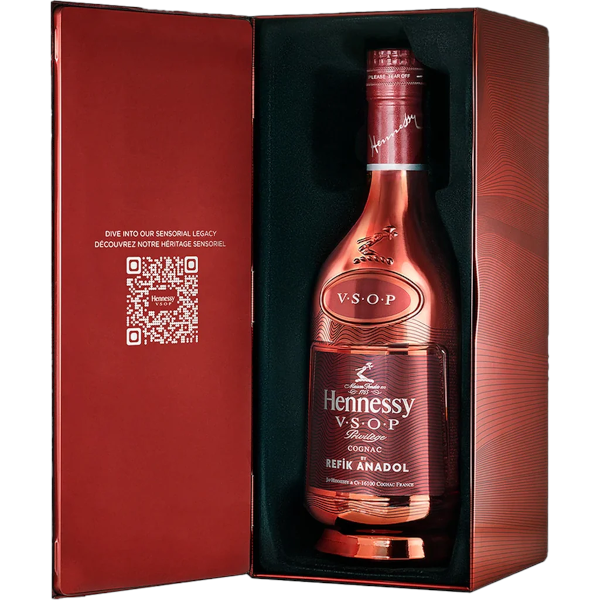 Hennessy Privilége Limited Edition Bottle by Refik Anadol