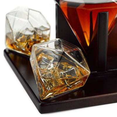 Liquor Lux Diamond Whiskey and Wine Decanter, Great Gift! 750ml With 4 Diamond Glasses and Beautiful Mahogany Wooden Holder Liquor, Scotch, Rum, Bourbon, Vodka, Tequila Decanter, Gifts for Dad